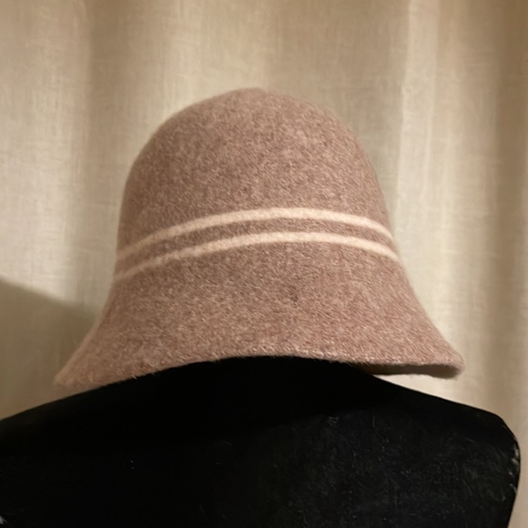 Hat - Picture 2 of 2